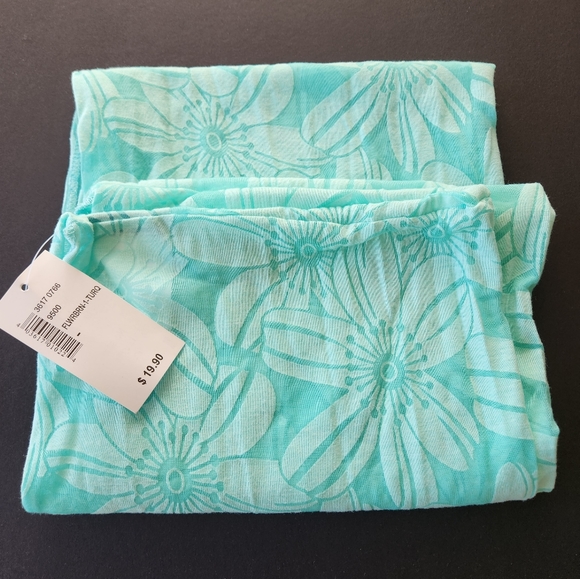 Ricki's Flower Infinity Scarf - Picture 2 of 3